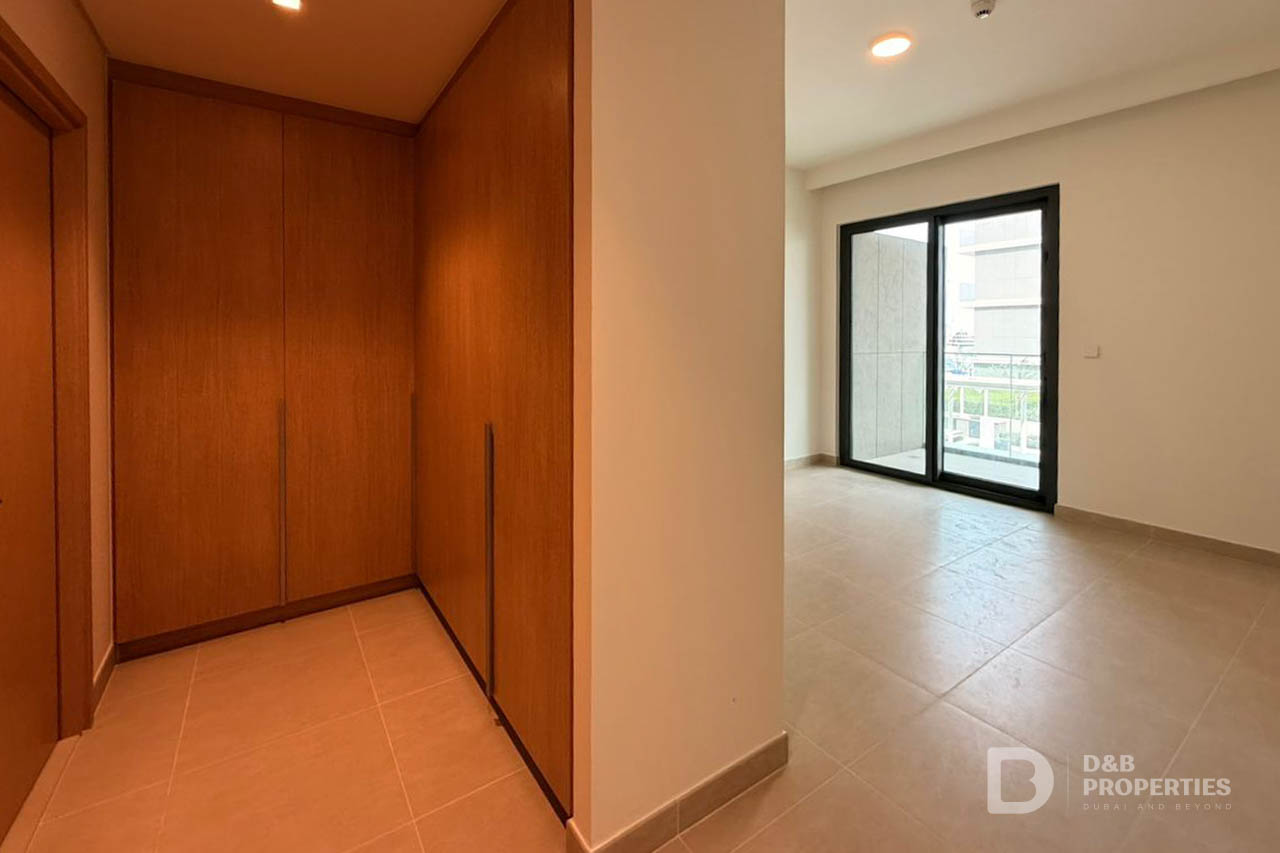 New | Spacious | Partial Sea View | Marina Access