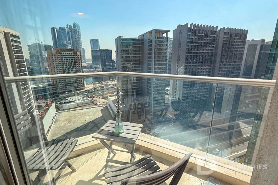 RENTED | NEGOTIABLE | MID FLOOR | FURNISHED