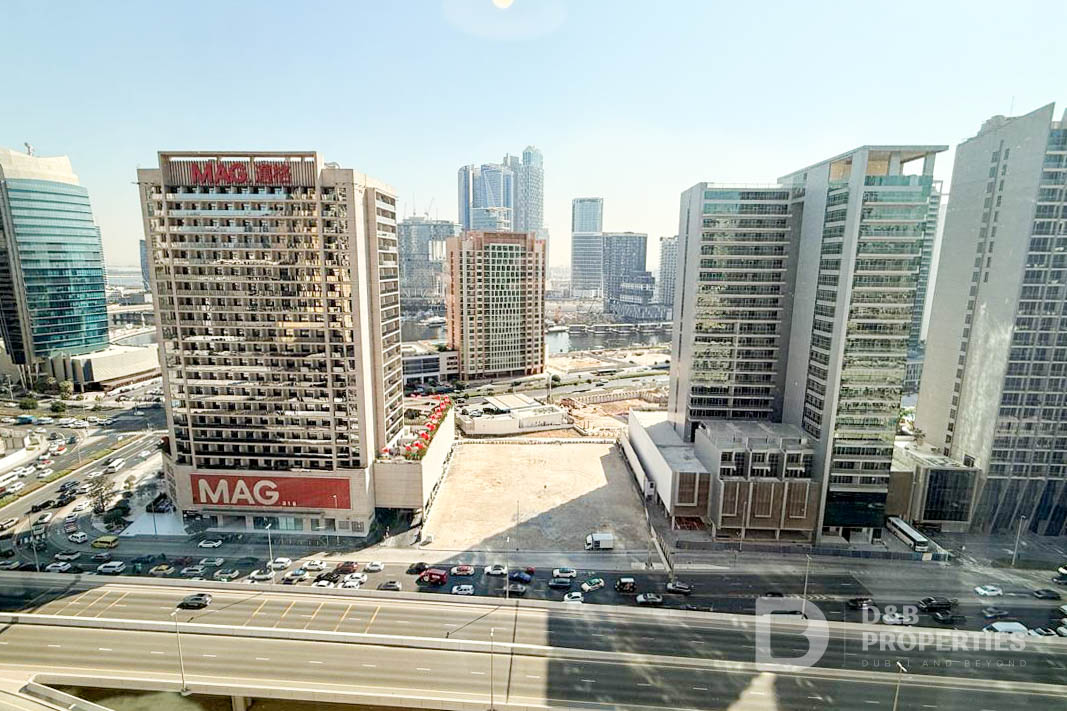 RENTED | NEGOTIABLE | MID FLOOR | FURNISHED