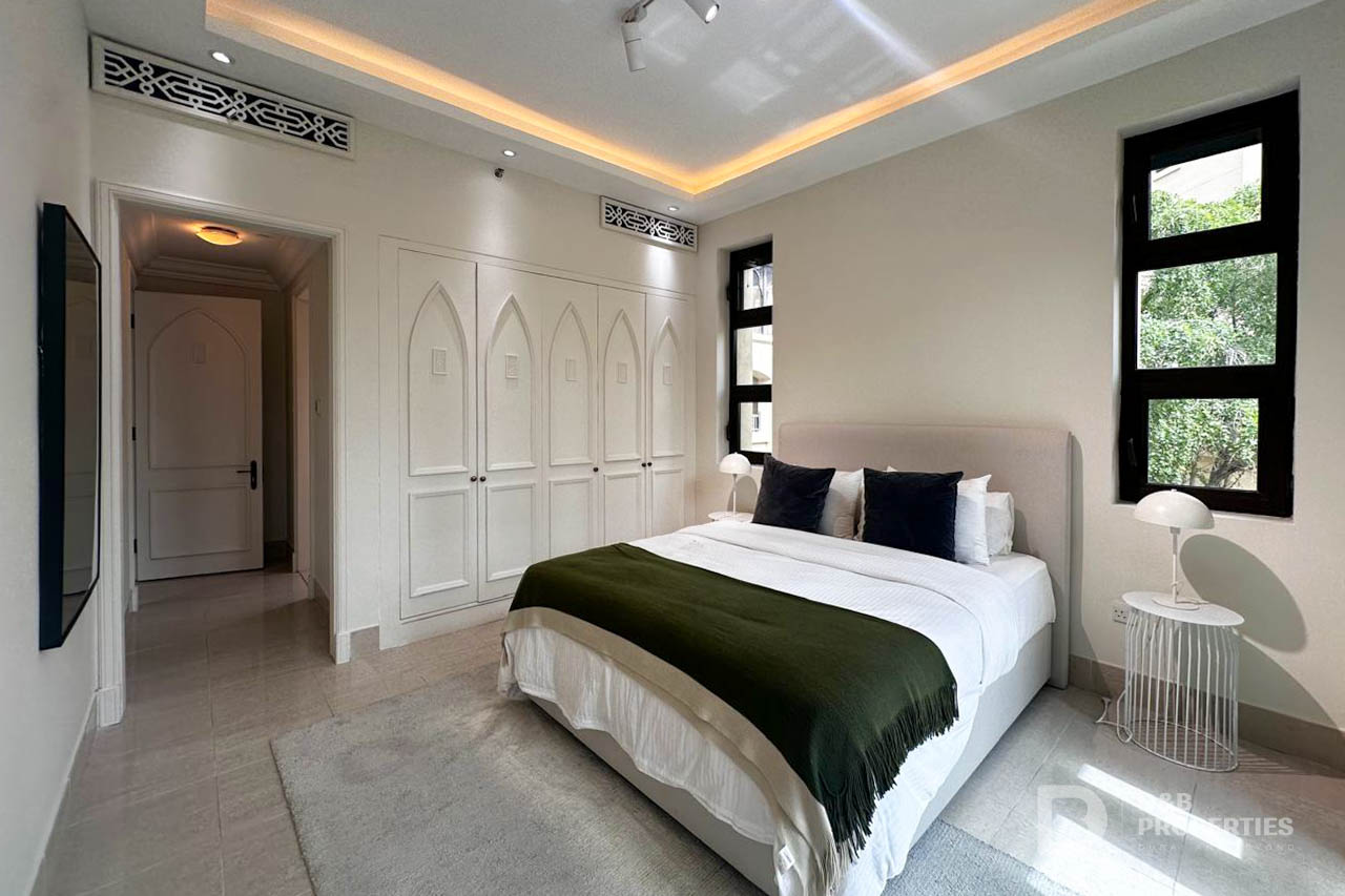 Vacant | Bright | Open View | Furnished