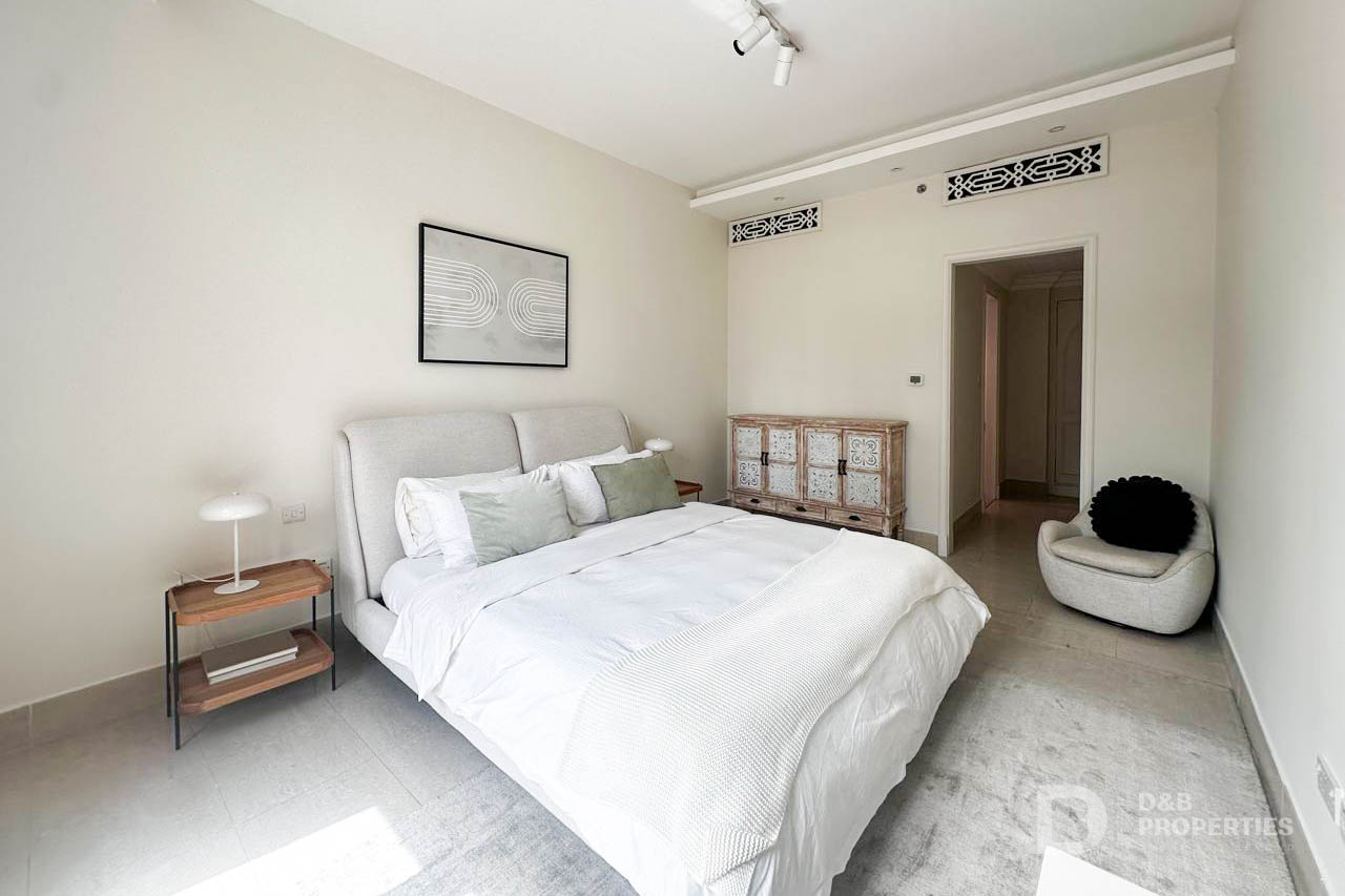 Vacant | Bright | Open View | Furnished