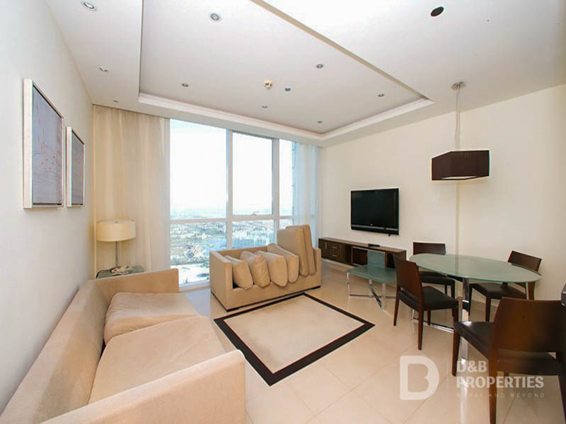 Hotel Amenities | Near Metro | Spacious
