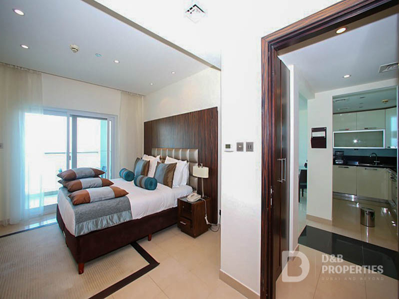Hotel Amenities | Near Metro | Spacious