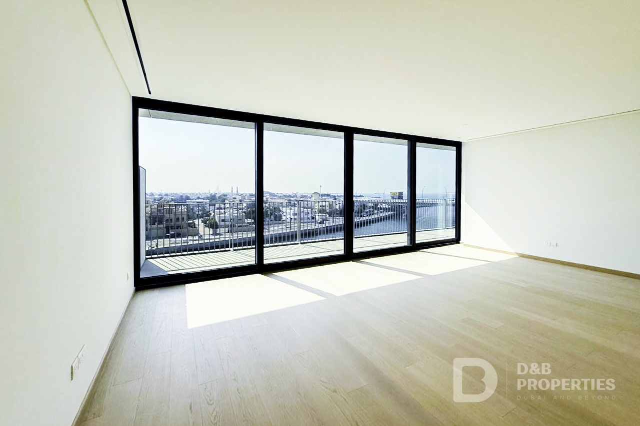 Full Canal View | Upgraded | Best Layout