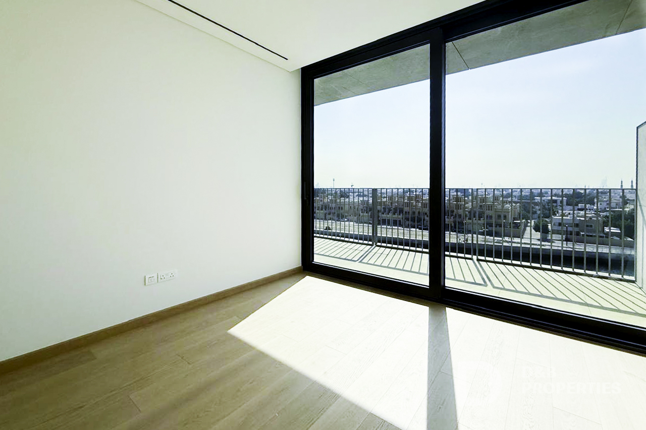 Full Canal View | Upgraded | Best Layout
