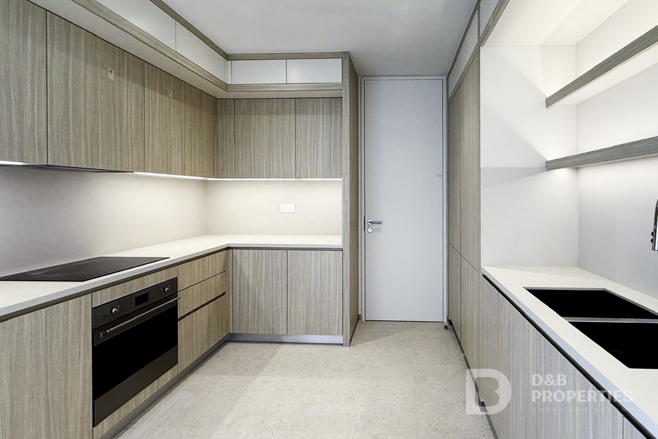 Full Canal View | Upgraded | Best Layout