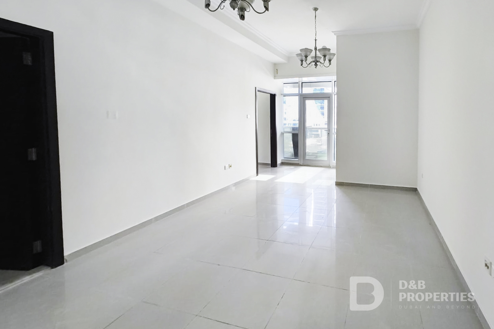 Lake View | Low Floor | Investor Deal