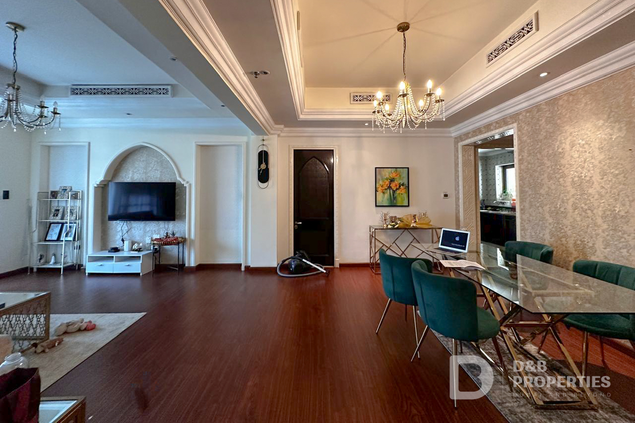 Huge Private Terrace | Big size | Study | Emaar