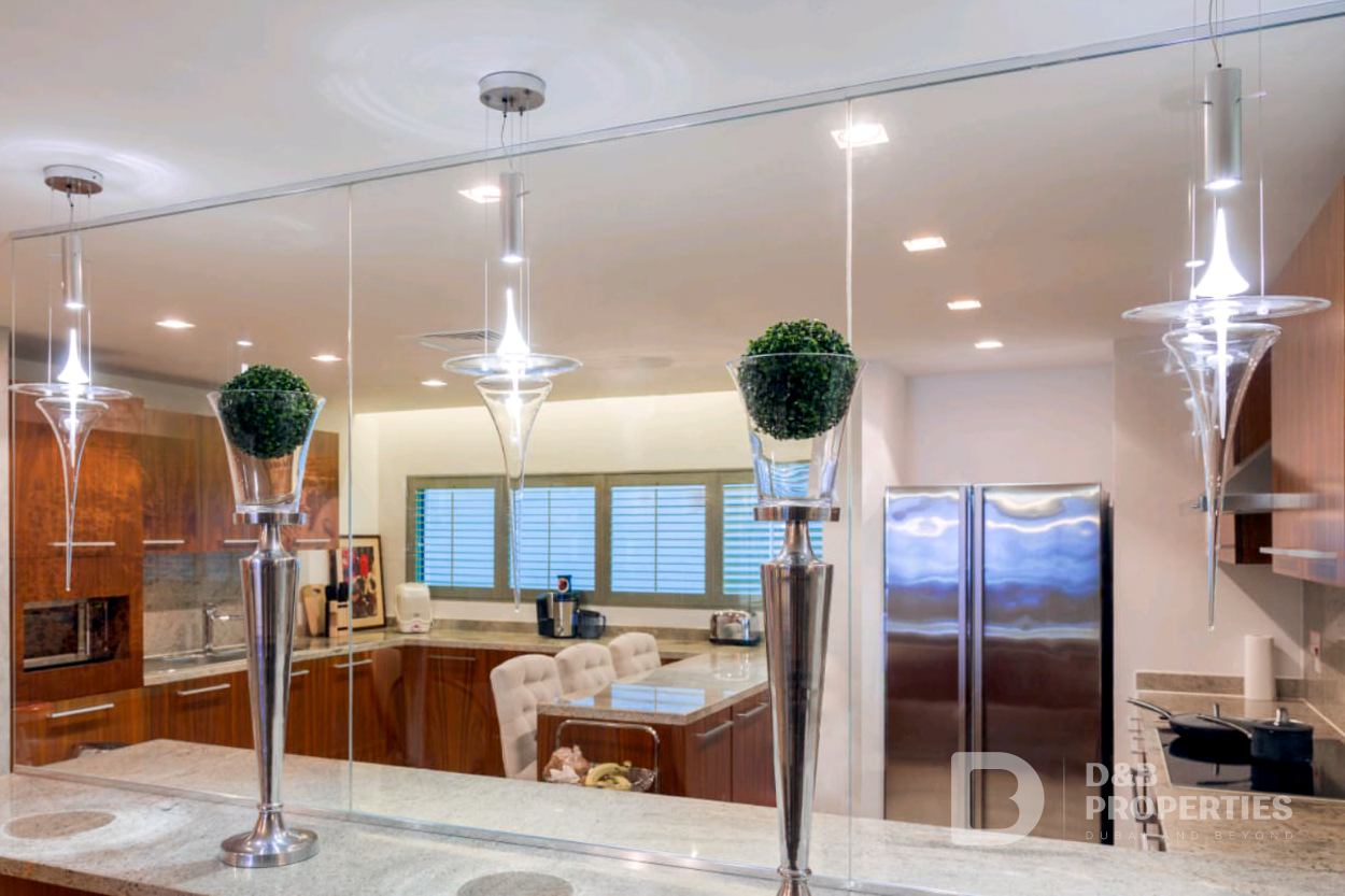 Burj Khalifa View | Elegantly Furnish | Maid Room