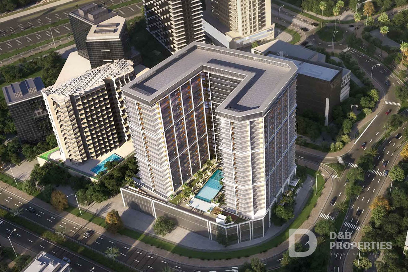Pool and Open View | Almost Ready | Spacious