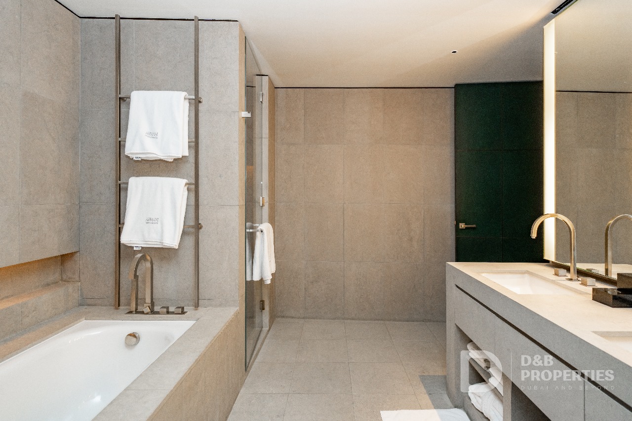 Full Fountain View | Luxury | Vacant
