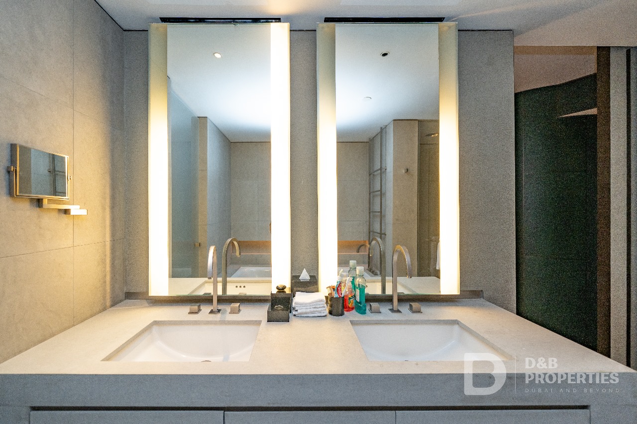 Full Fountain View | Luxury | Vacant
