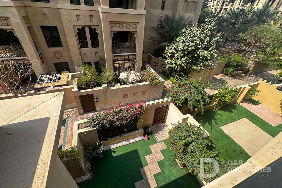 Burj Khalifa and Community View | Vacant