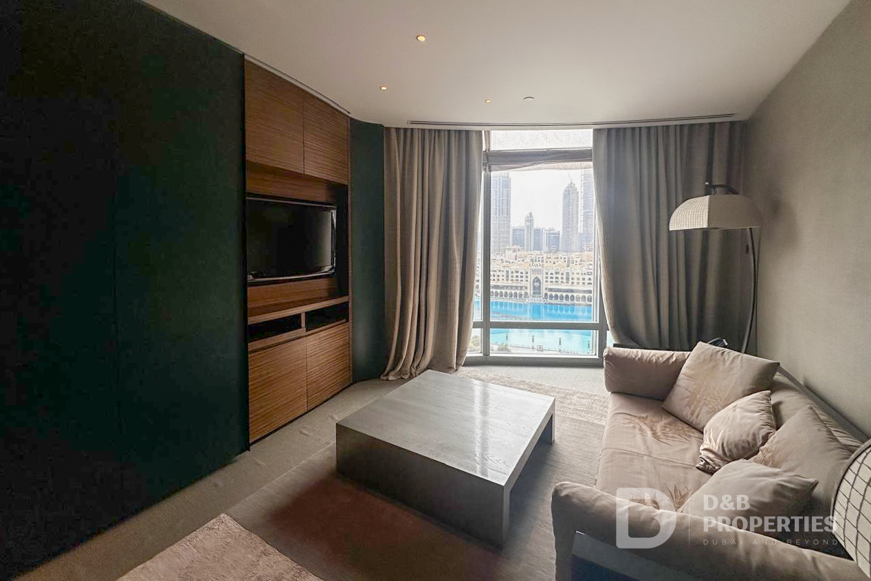Full Fountain View | Luxurious | Vacant | Big Size