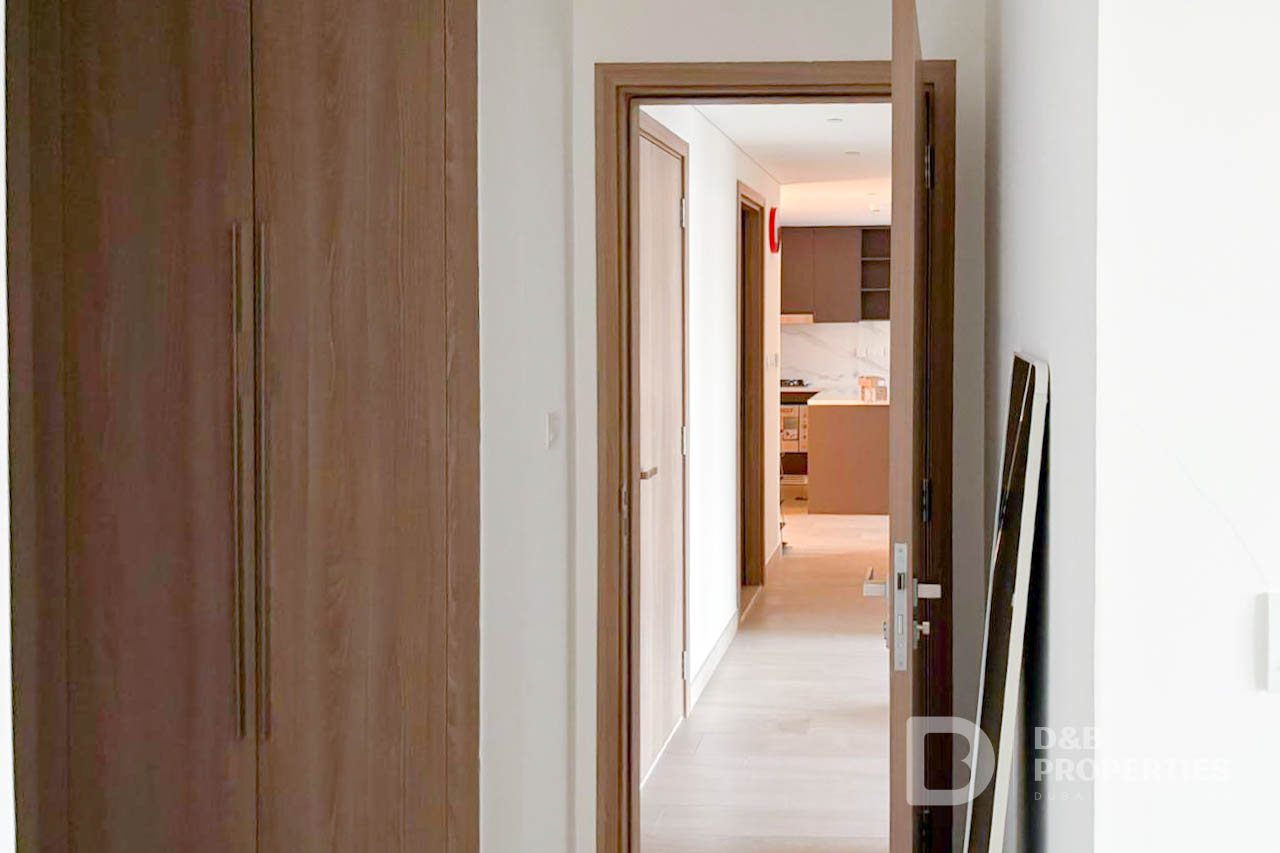 Community View | Spacious and Bright | Modern
