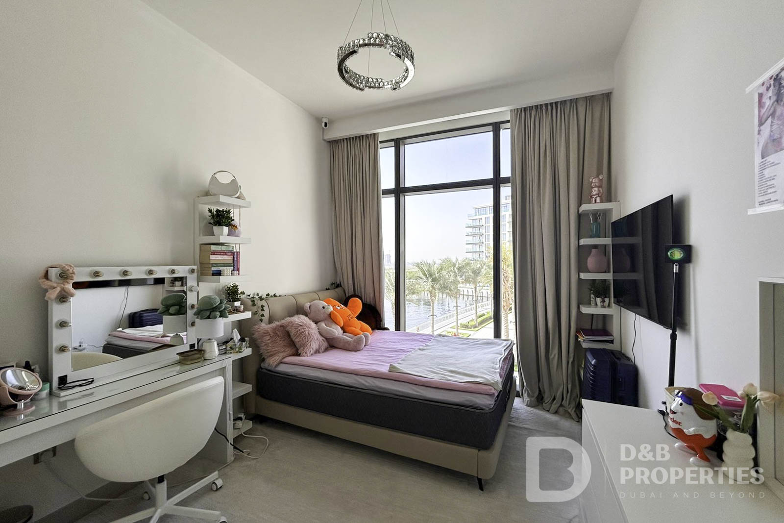 Full Canal View | Big Layout | Prime Location