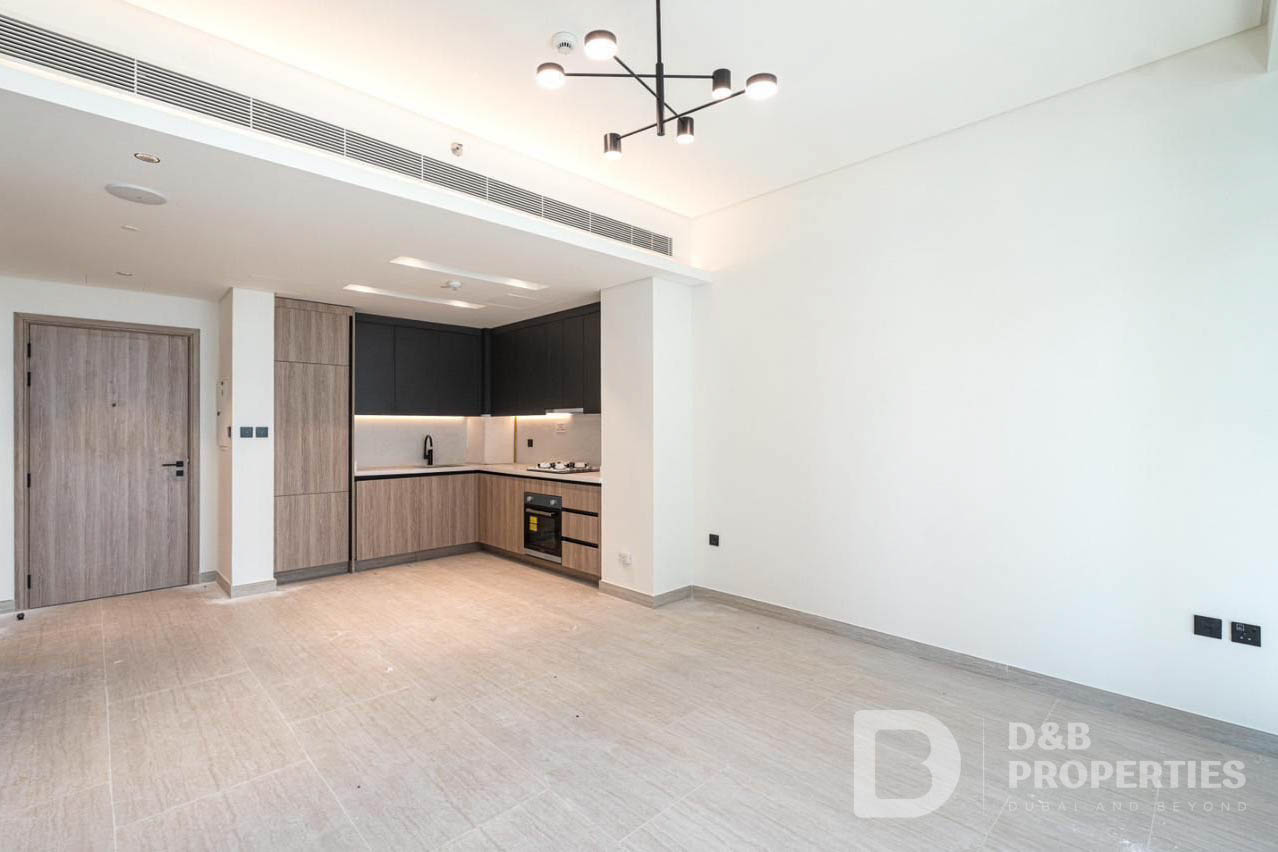 Brand NEW | Motivated Seller | Mid Floor