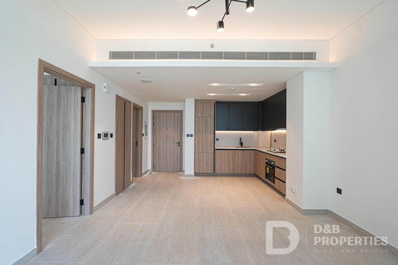 Brand NEW | Motivated Seller | Mid Floor