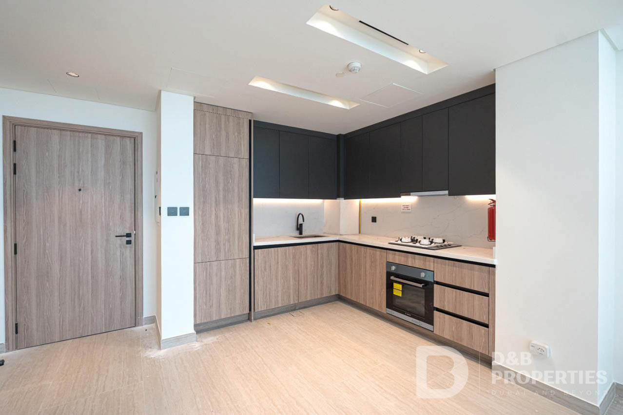 Brand NEW | Motivated Seller | Mid Floor