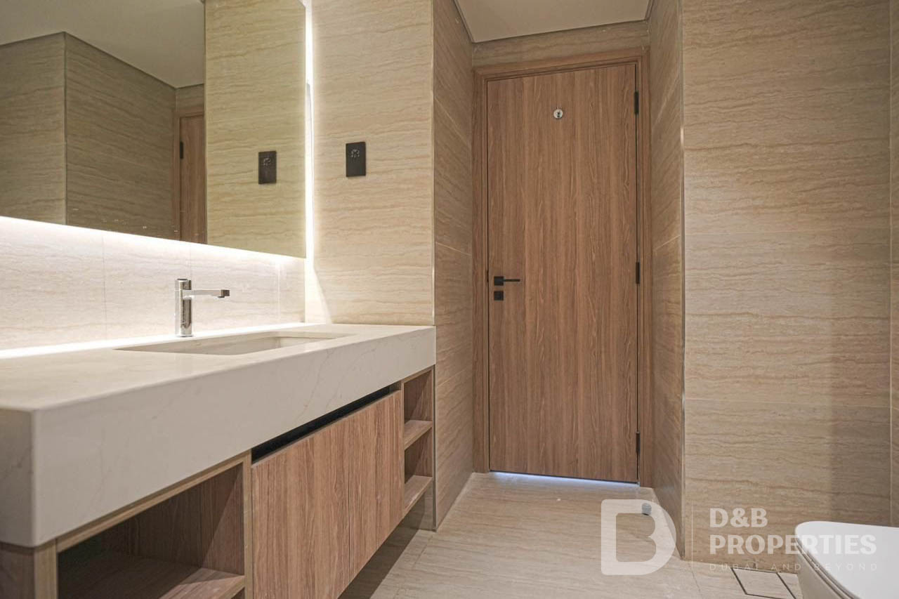 Brand NEW | Motivated Seller | Mid Floor
