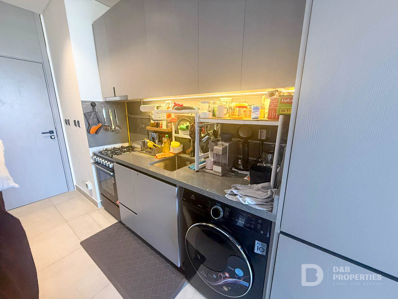 Furnished | Open View | Downtown Skyline View