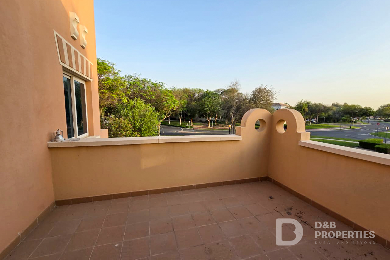 Vacant | Corner Villa | Large Plot | Type C2
