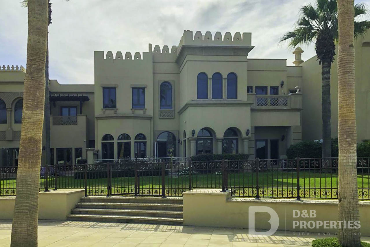 Luxury Living | Private Beach | Big Layout