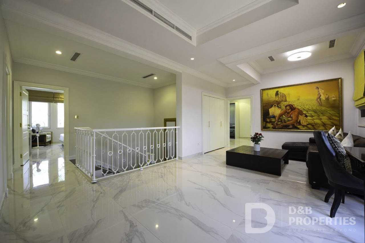 Luxury Living | Private Beach | Big Layout