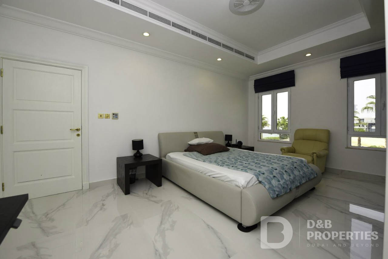 Luxury Living | Private Beach | Big Layout