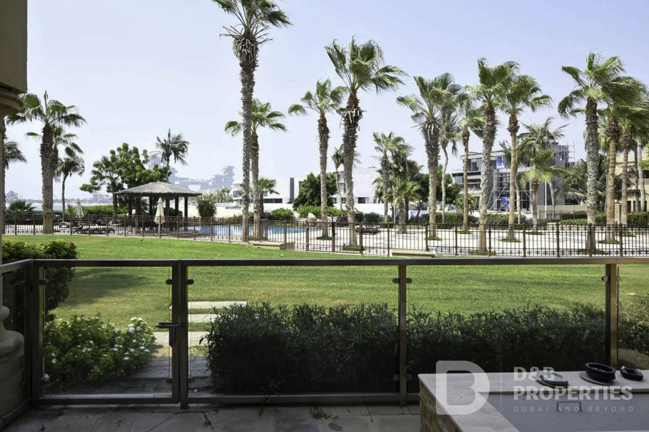 Luxury Living | Private Beach | Big Layout