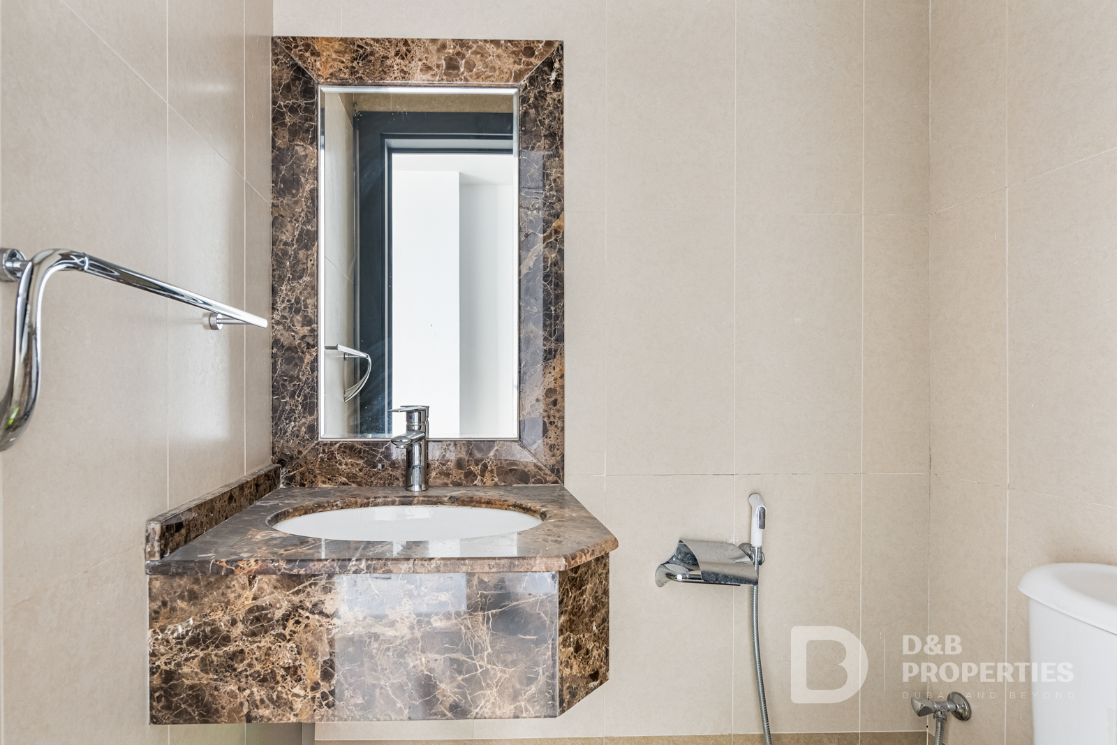 Ideal Location | Quiet Building | Low Floor