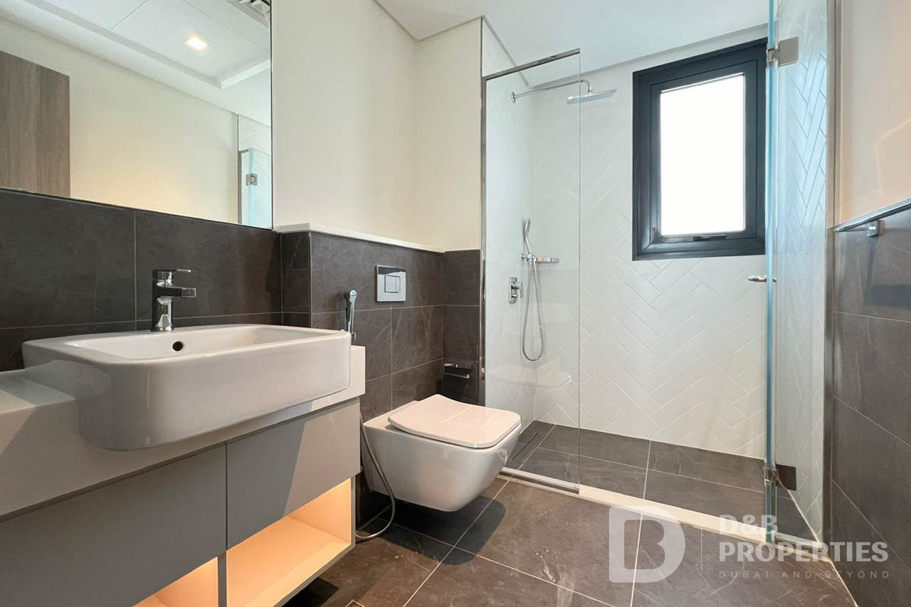 Family Community | Large Plot | Spacious 4BR Villa