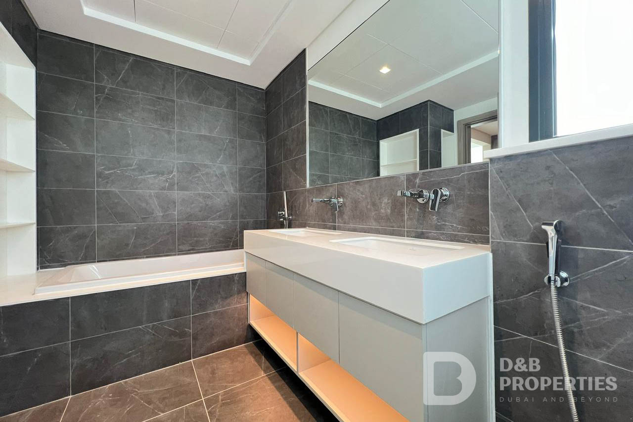 Family Community | Large Plot | Spacious 4BR Villa