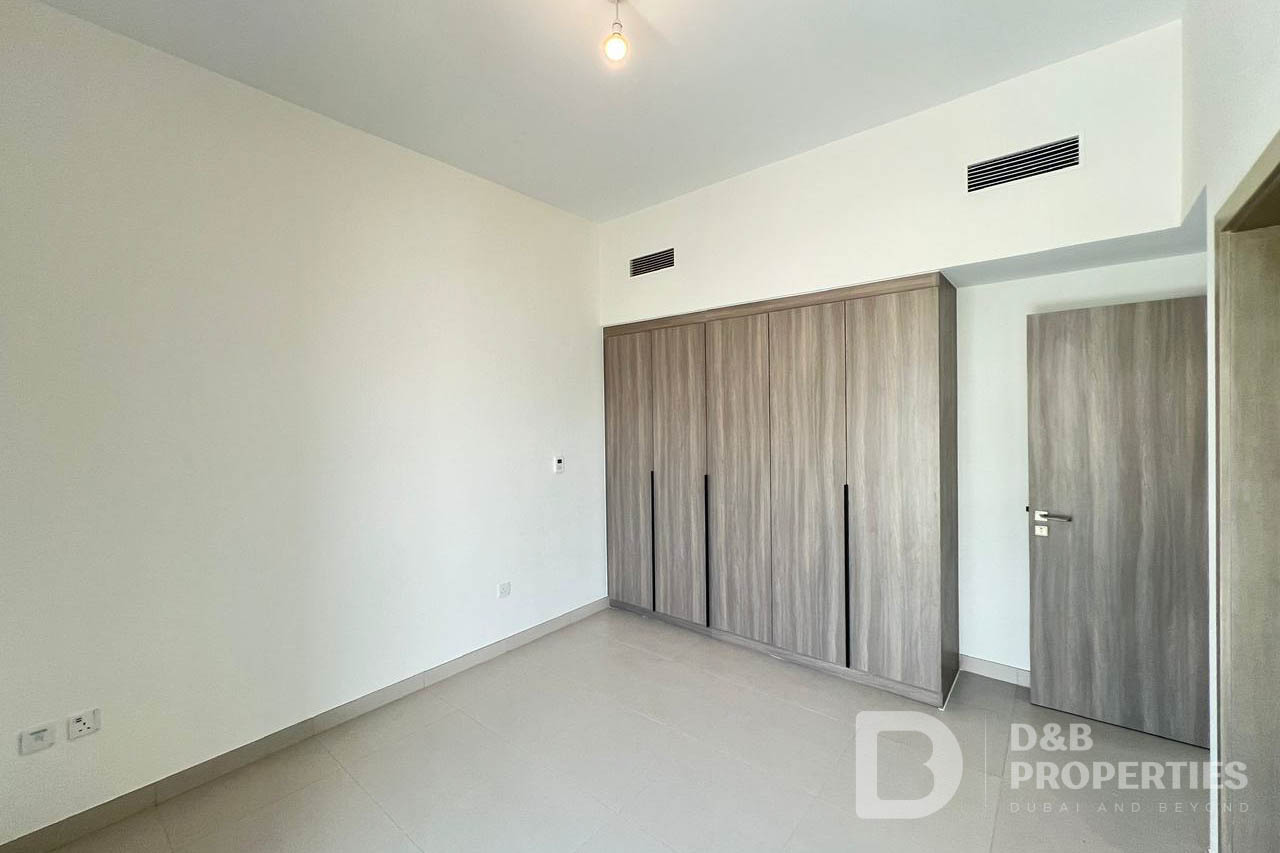 Family Community | Large Plot | Spacious 4BR Villa