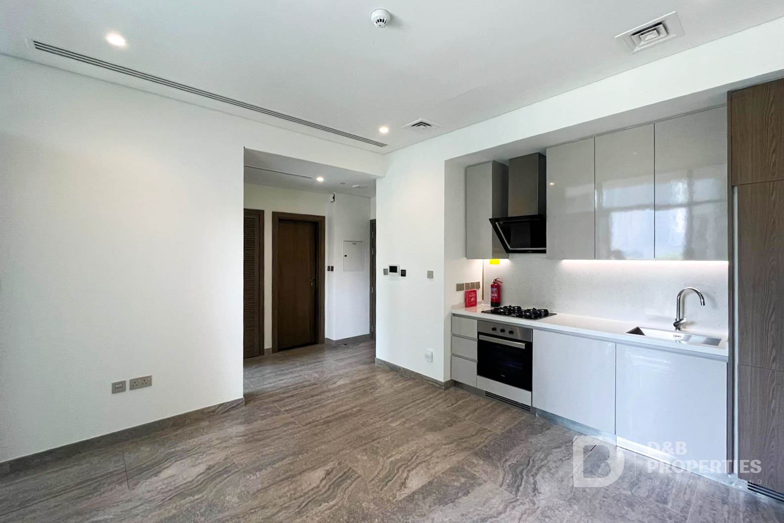 Vacant on May | Prime Location | Community View