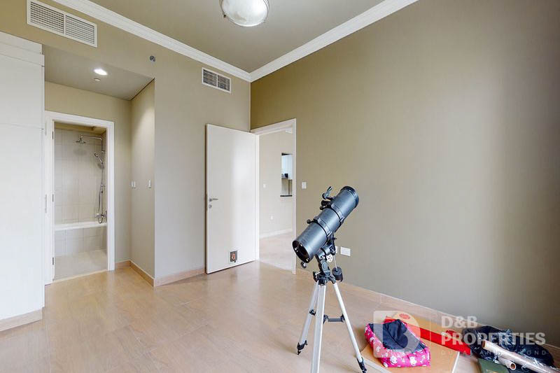 Exclusive | Spacious with Study Room | Vacant