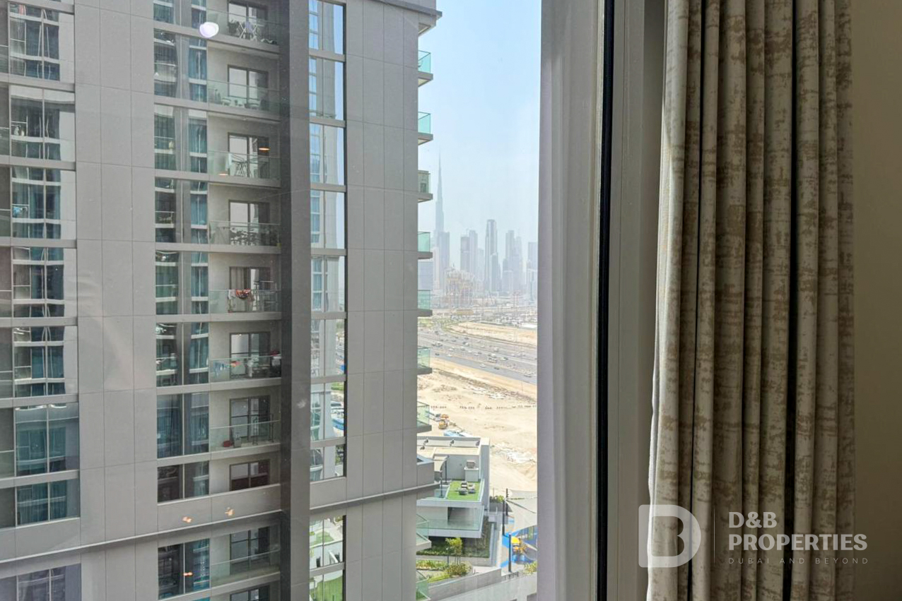 Burj Khalifa View | Pool Facing | Furnished