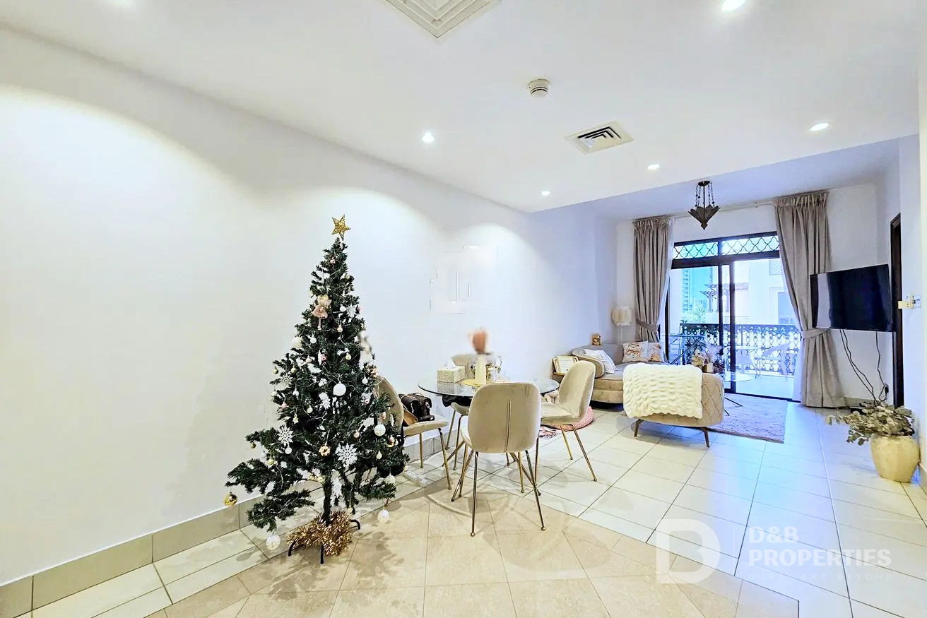Burj Khalifa View | Tenanted | 3min to Dubai Mall
