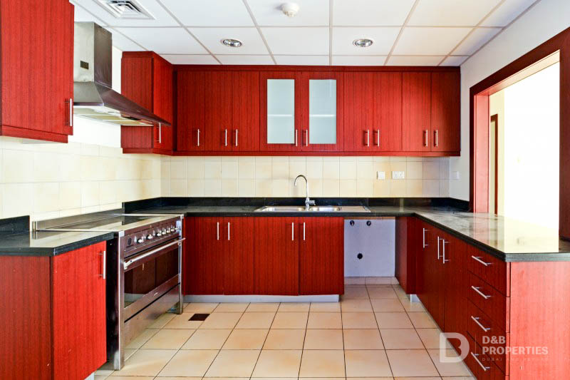 Stunning | 3 Bed | Garden And Pool View