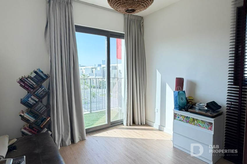 Spacious Layout | Fully Furnished | Upgraded
