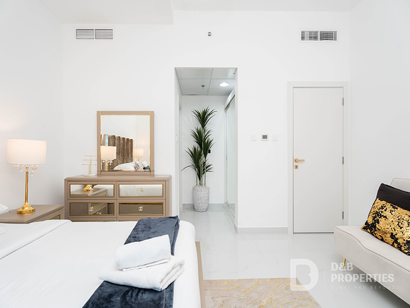 Unique Unit | Fully Upgraded | Marina View