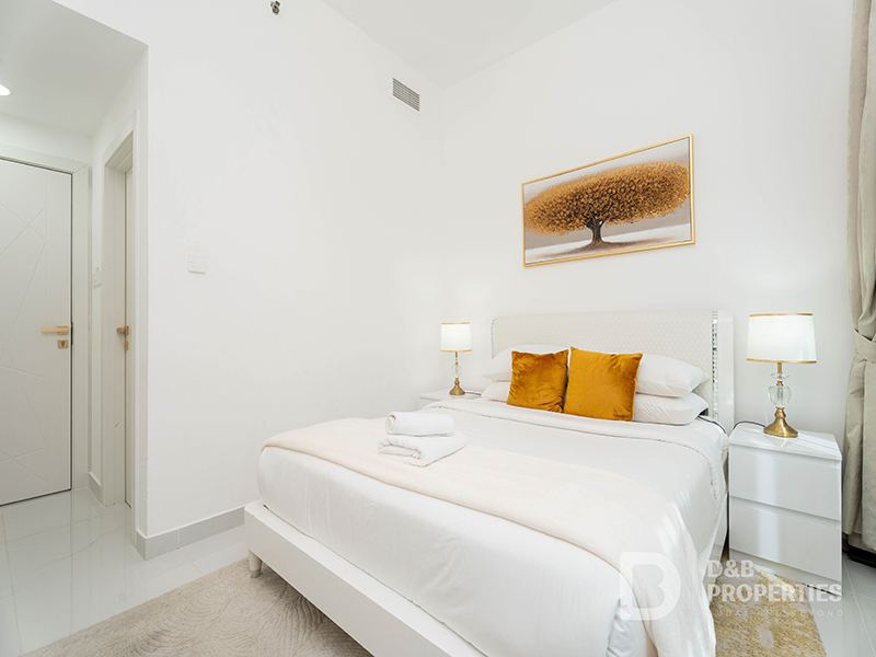 Unique Unit | Fully Upgraded | Marina View