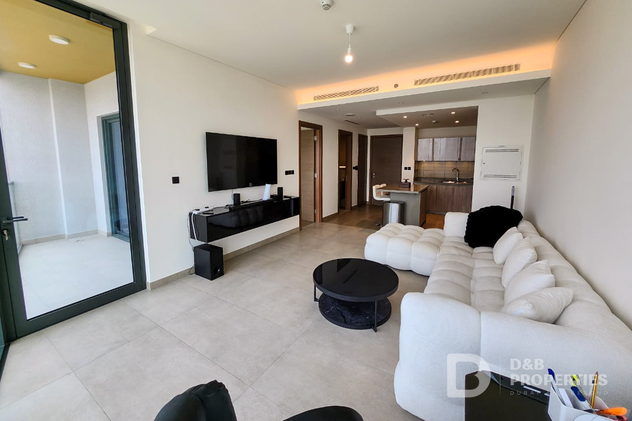 Community View | Mid Floor | Vacant Soon