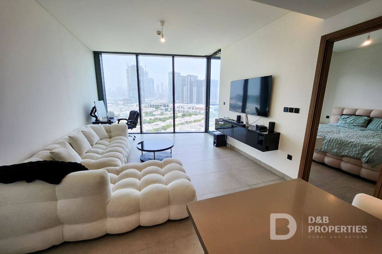 Community View | Mid Floor | Vacant Soon