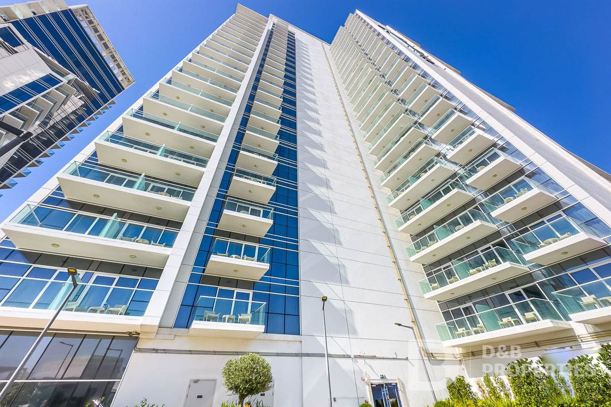 Artesia A | Golf View | Bright and Spacious