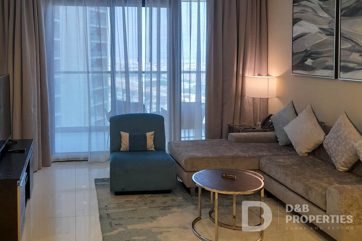 Spacious 1 Bedroom | High Floor | Vacant