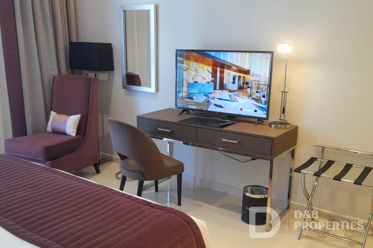 Spacious 1 Bedroom | High Floor | Vacant