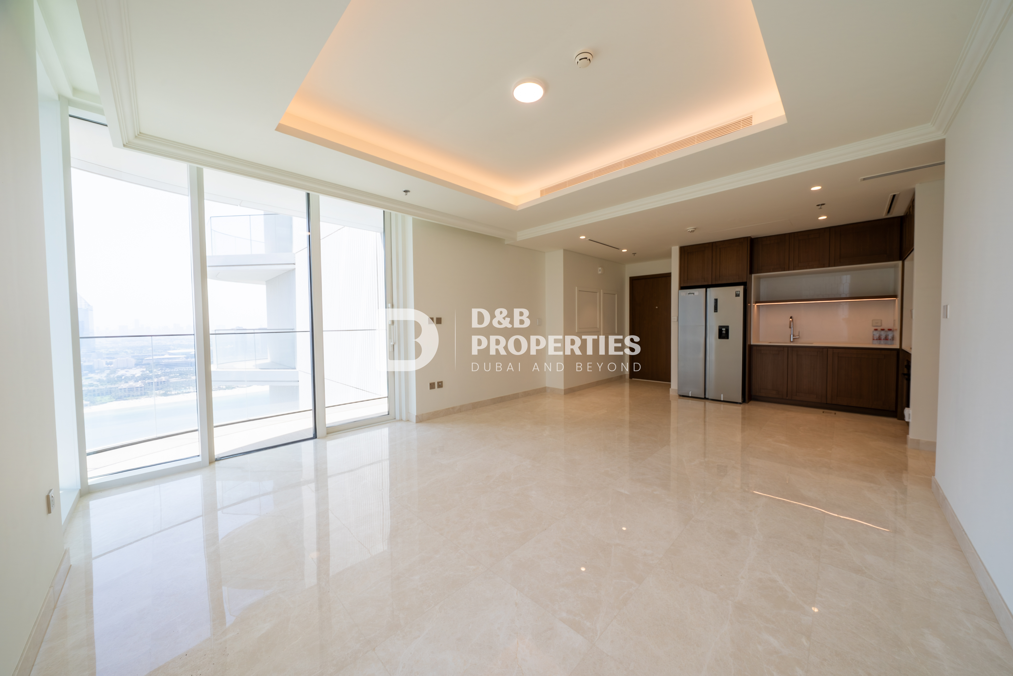 Luxury Waterfront Living | 2 Bedroom | Palm View