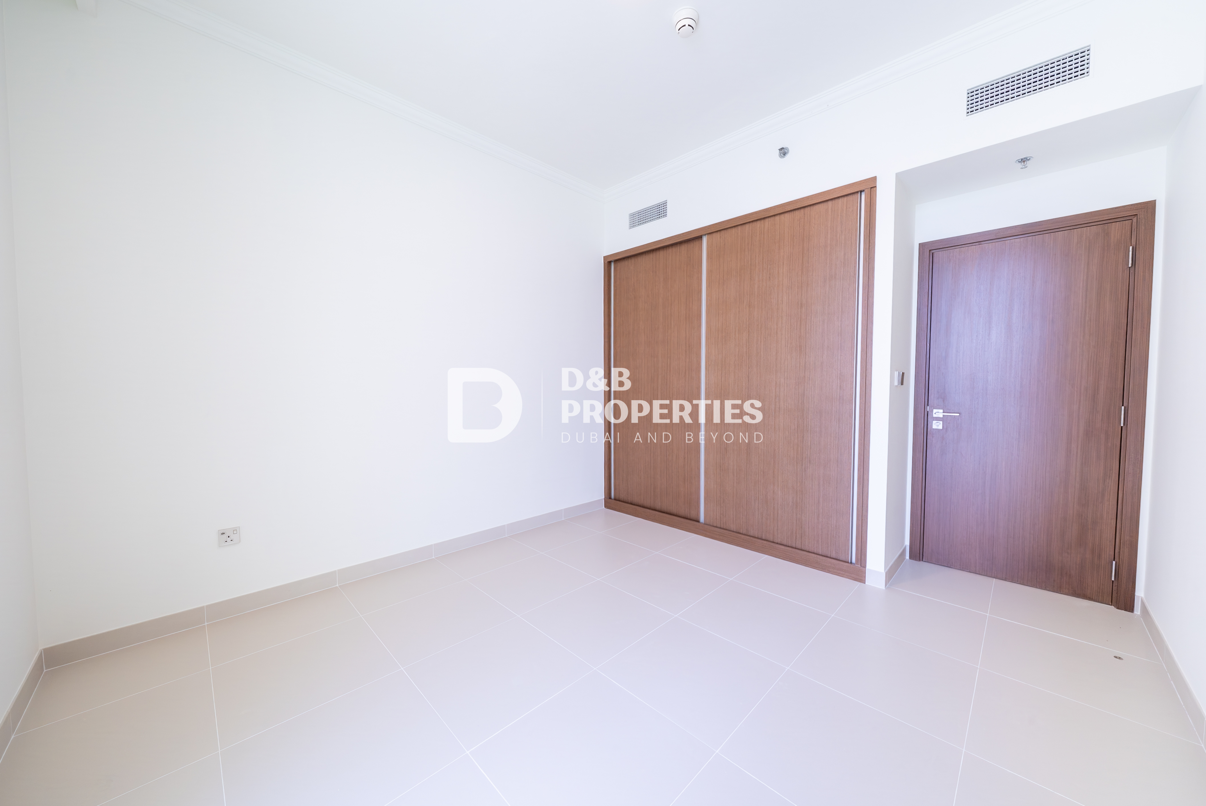 Luxury Waterfront Living | 2 Bedroom | Palm View