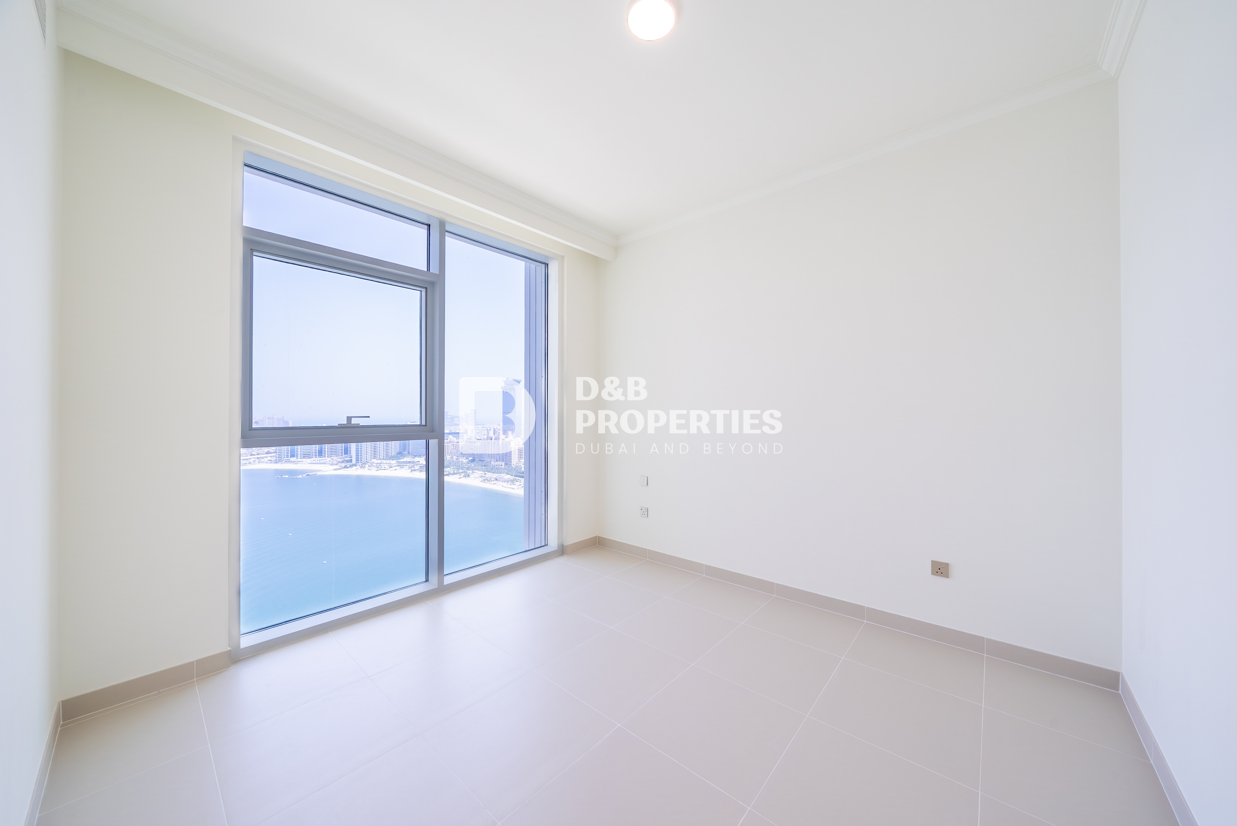 Luxury Waterfront Living | 2 Bedroom | Palm View